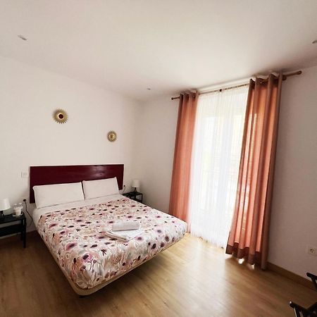 Hostal Abaaly Madrid Ngoại thất bức ảnh